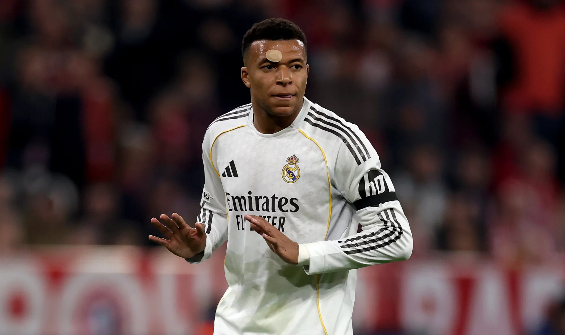 Kylian Mbappé pasará una prueba médica antes del Clásico con el Real Madrid