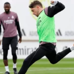 Valverde vuelve a entrenar con el grupo antes de visitar al Sevilla