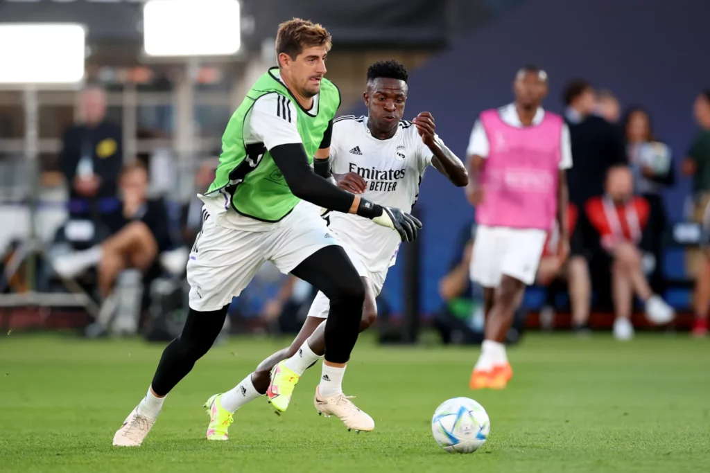 Vinicius Junior y Courtois serán el segundo y tercer capitán del Real Madrid tras la salida de Carvajal.