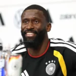 Rüdiger celebra la llegada de Mourinho: «Por fin voy a jugar bajo sus órdenes»