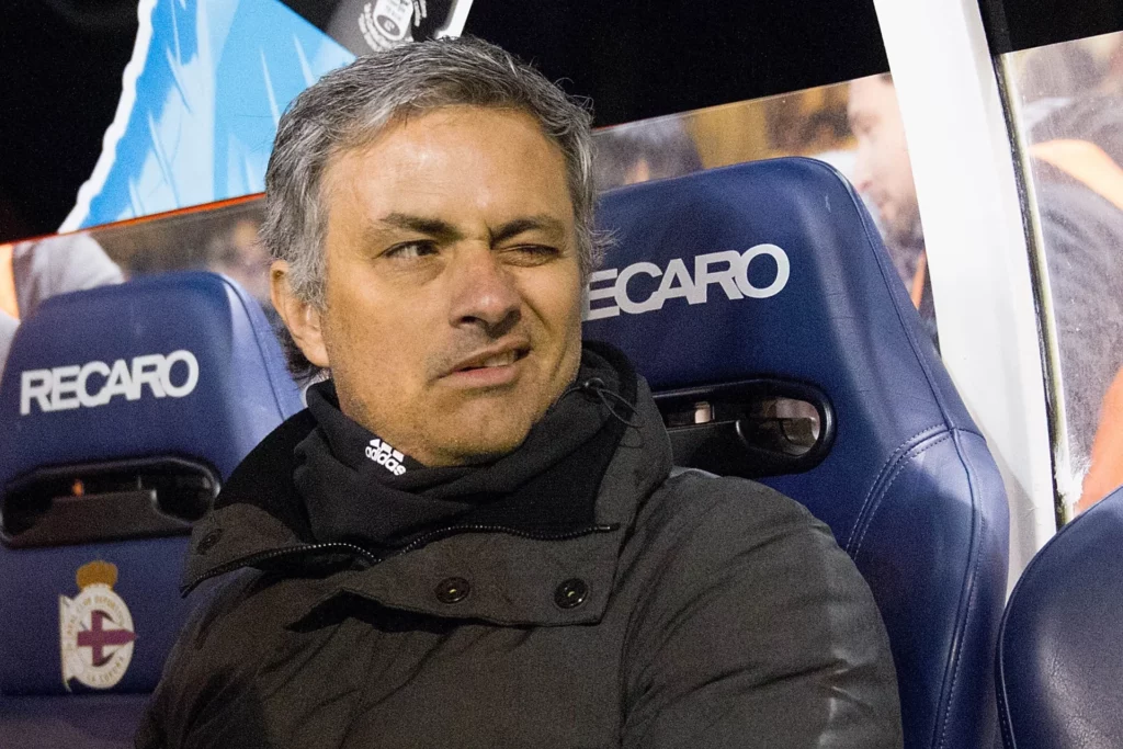 José Mourinho durante un partido del Real Madrid en el Estadio de Riazor en A Coruña.