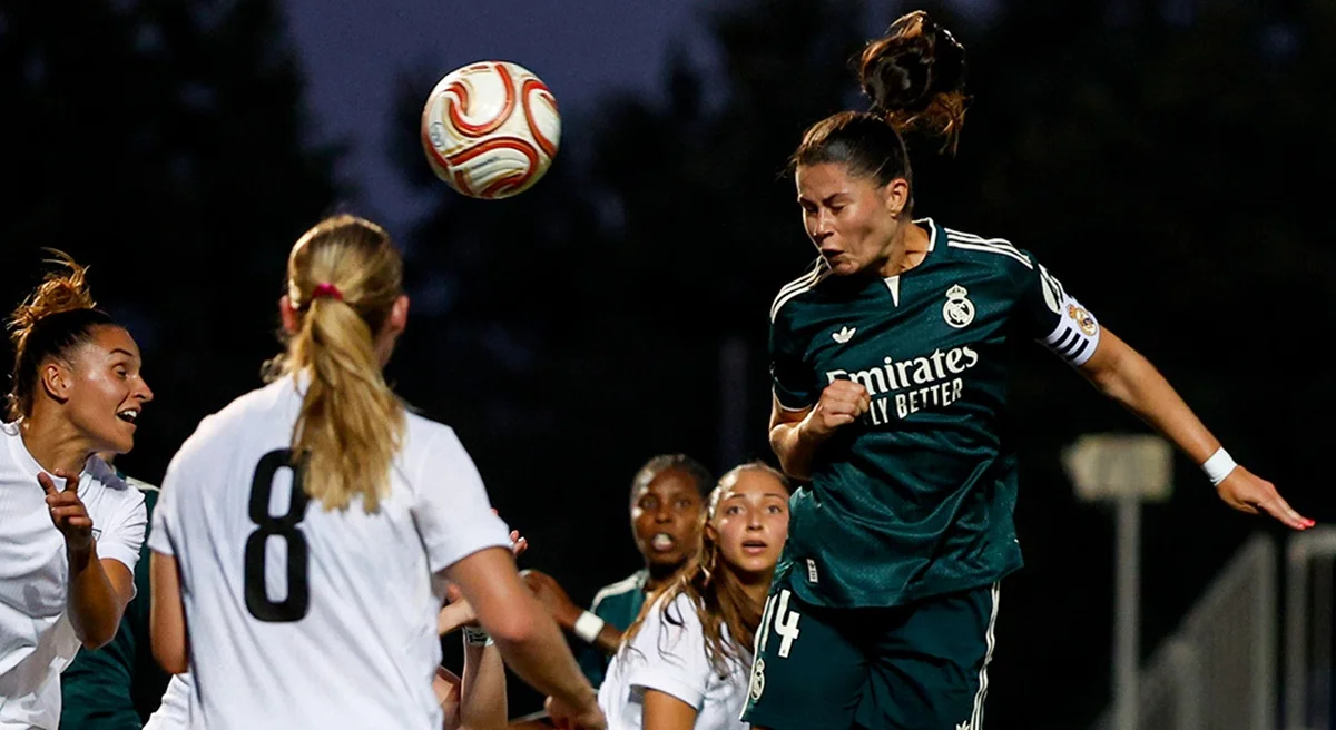 María Méndez marca el primer gol de la pretemporada del Real Madrid.