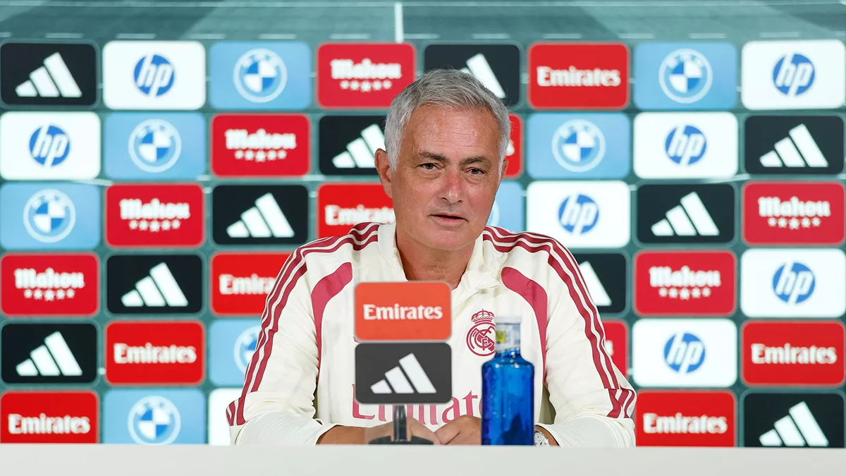 Mourinho comparece en rueda de prensa en la previa del partido entre Real Madrid y Málaga.