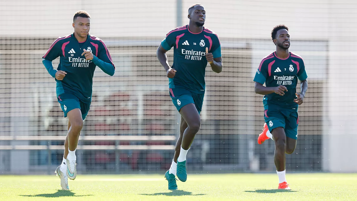 Mbappé, Vinicius y Konaté se entrenan en la previa del partido ante el Elche.