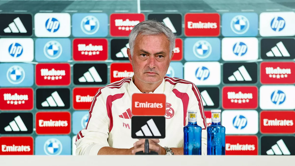 Mourinho, sobre el derbi: «Tiene historia, cultura y mucha pasión de los aficionados» Mourinho rueda de prensa previa al derbi