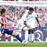 Kang-In Lee lesionó a Valverde en el derbi… ¡y se fue sin tarjeta!