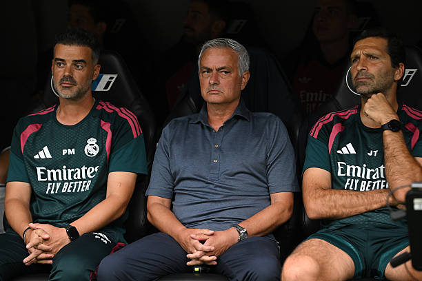 José Mourinho: de hijo pródigo a némesis José Mourinho: de hijo pródigo a némesis