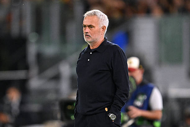 Mourinho, sobre Vinícius: «Solo él os puede decir si se siente triste o no» Mourinho, sobre Vinícius: «Solo él os puede decir si se siente triste o no»